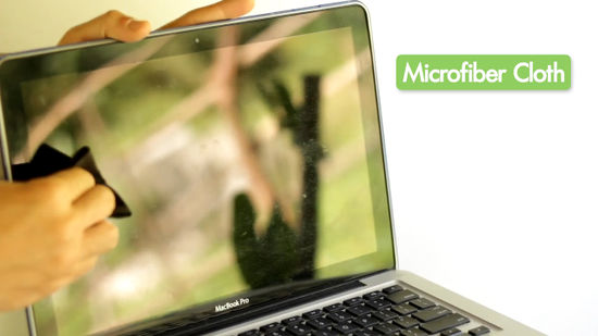 How to clean screen on laptop